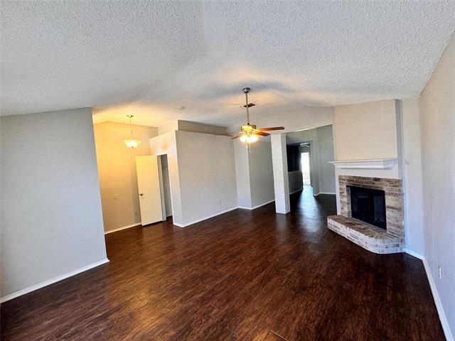 Foto del edificio - 322 Moss Hill Dr