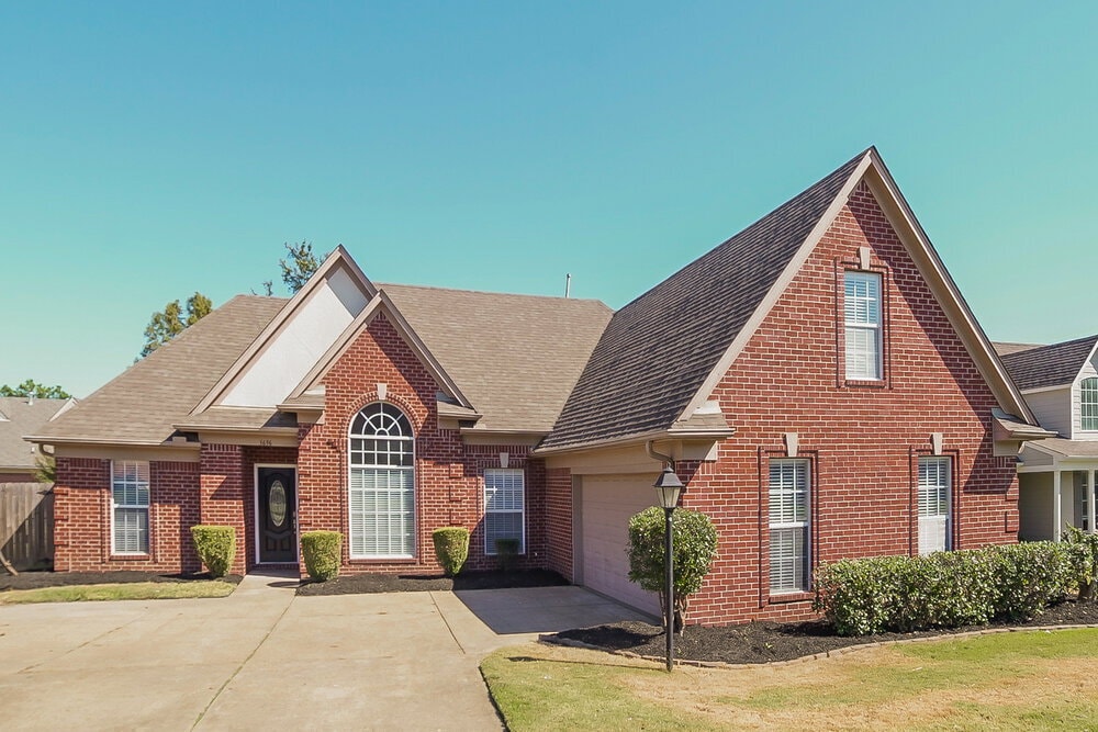 Foto principal - 5696 Nichols Dr