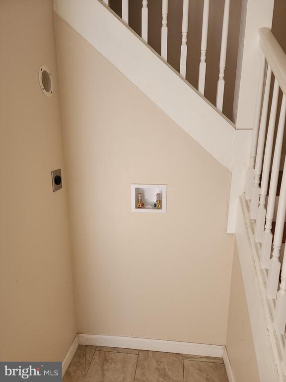 Foto principal - 419 W Grange Ave