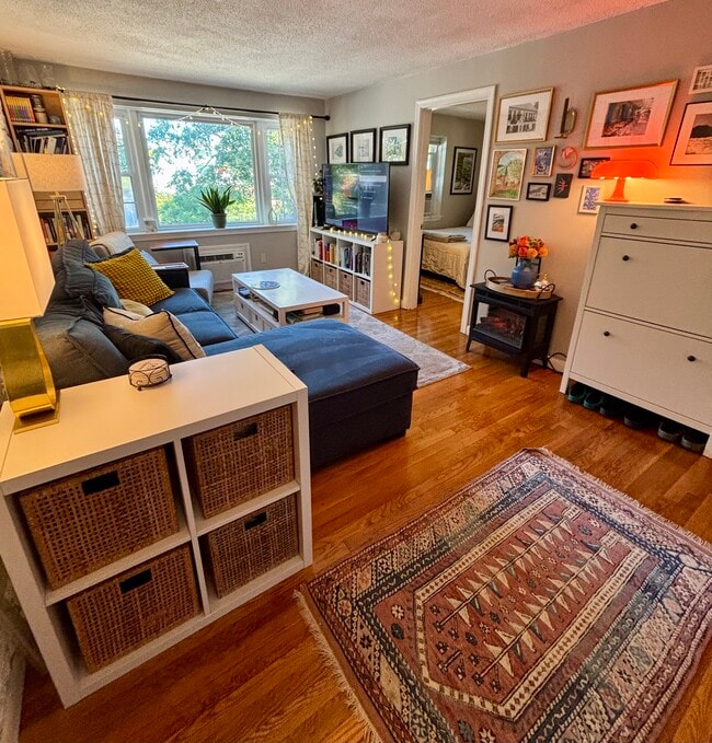 Photo - 150 Wrentham St Apartment