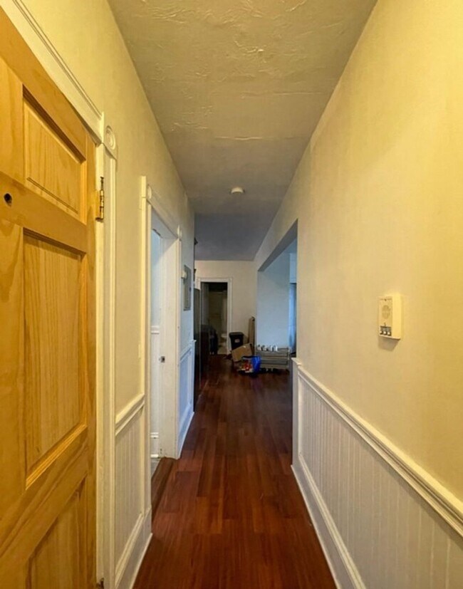Foto del edificio - 44 Parker Hill Ave