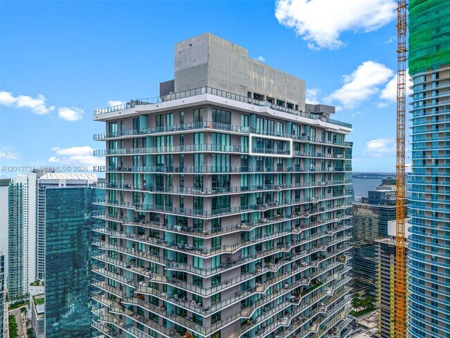 Foto del edificio - 1300 S Miami Ave