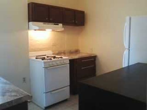 Foto del edificio - 460 W 57th St