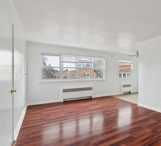 Foto del edificio - 6147 Old York Rd