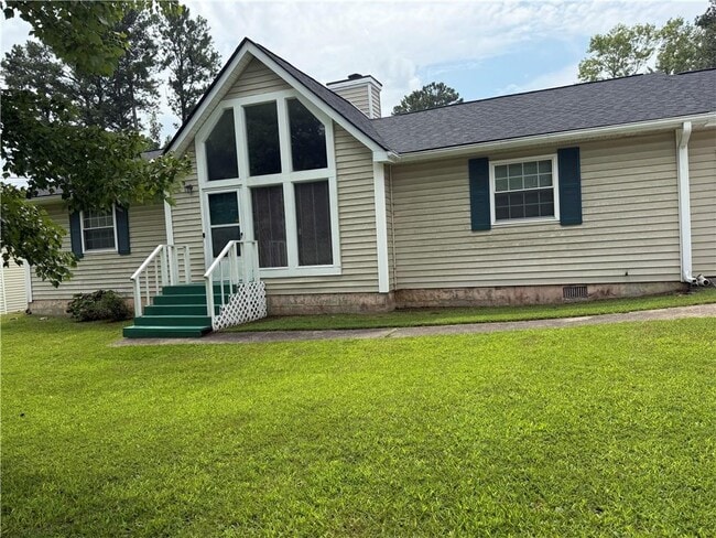 Building Photo - 3101 Brooks Dr