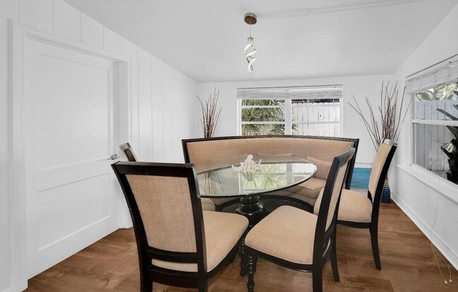 Foto del edificio - 2317 N Ocean Blvd