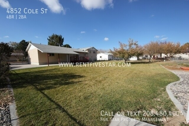 Building Photo - 4852 Cole St
