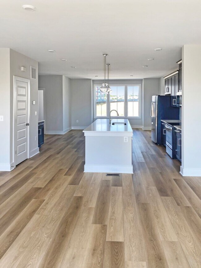 Foto del edificio - Luxurious 4 Bed/3.5 Bath Home in Short Pum...