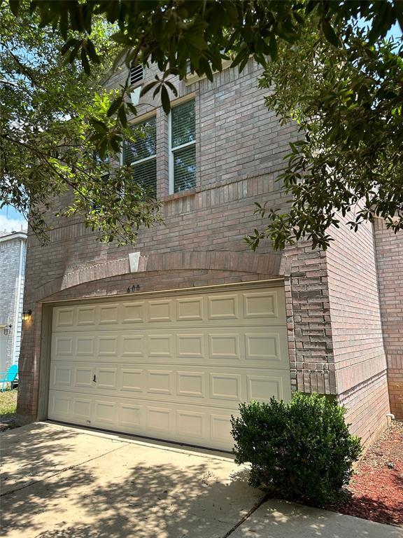 Building Photo - 600 Sheep Trail Dr