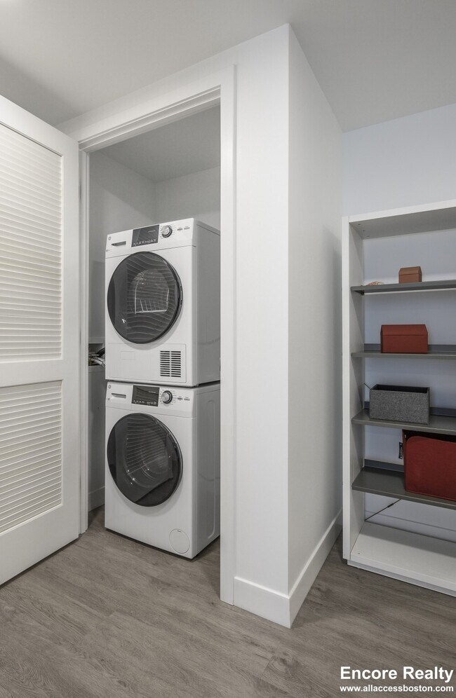 Foto del edificio - 425 Massachusetts Ave