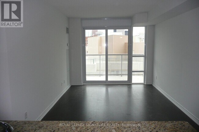 Photo du bâtiment - 761 Bay St.