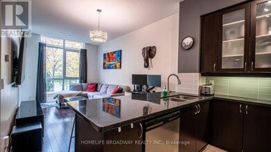 Building Photo - 1 Upper Duke Crescent Building Photo - 1 Upper Duke Crescent