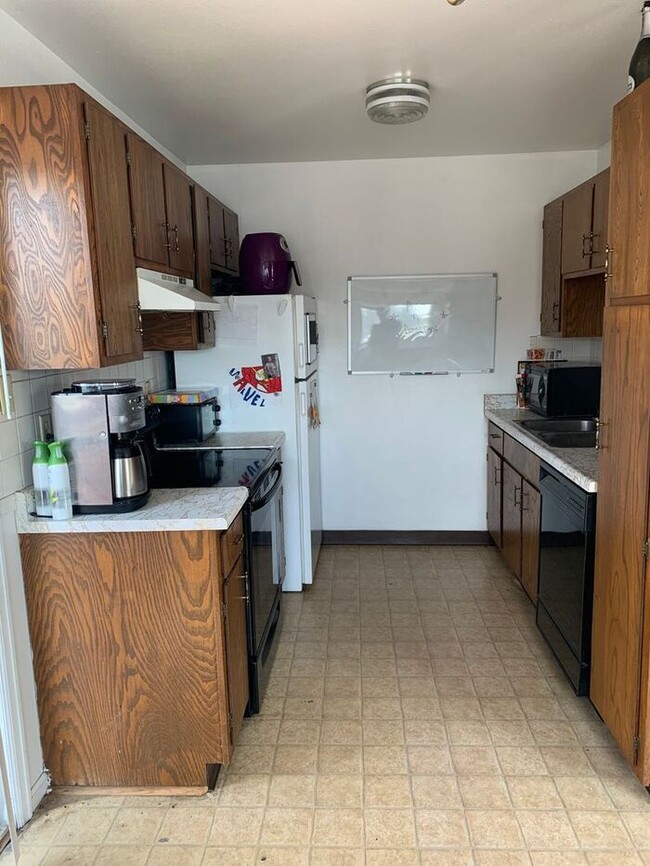 Foto del edificio - 4517 Parkview Dr