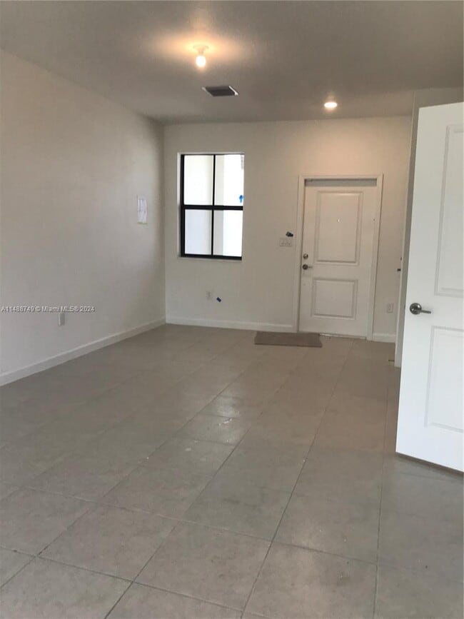 Building Photo - 13102 SW 232nd Ln