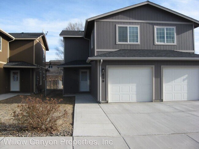 Foto del edificio - 681-681 SW 2nd St