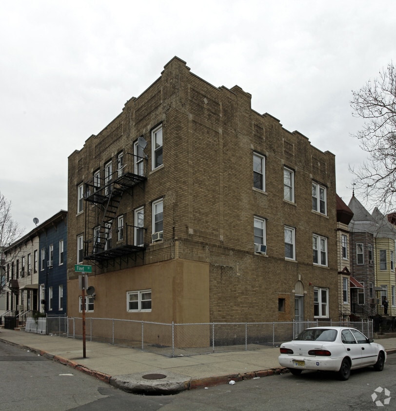 Primary Photo - 22 Fleet St