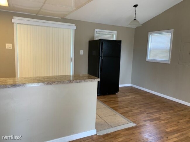 Foto del edificio - 2 br, 1 bath House - 620 Wilbert St