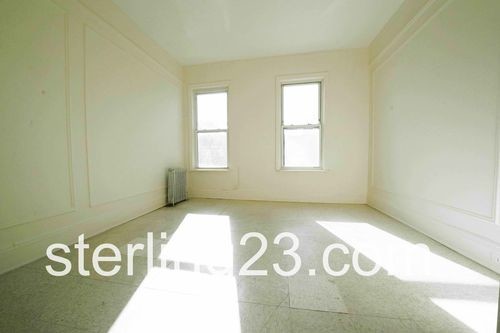 Foto del edificio - 32-05 36th Ave