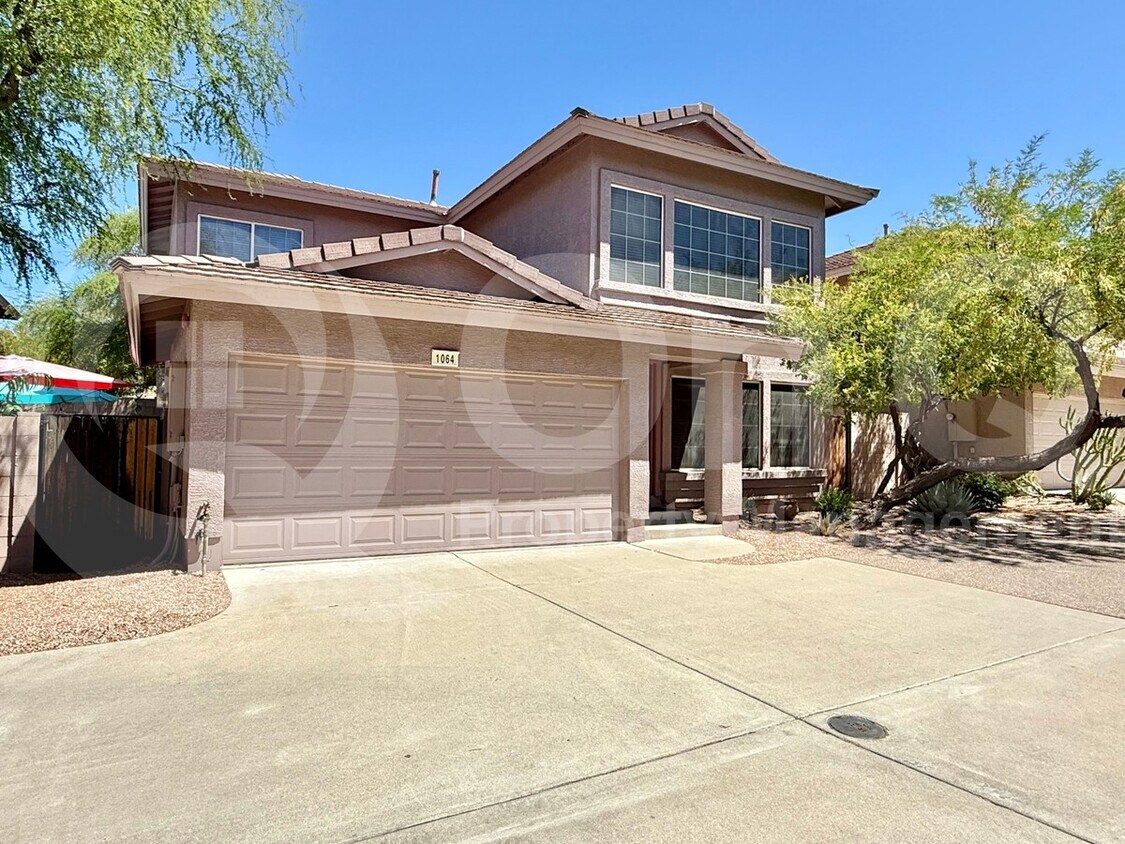 Foto principal - 7650 E Williams Dr