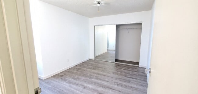 Building Photo - 1133 Waimanu St