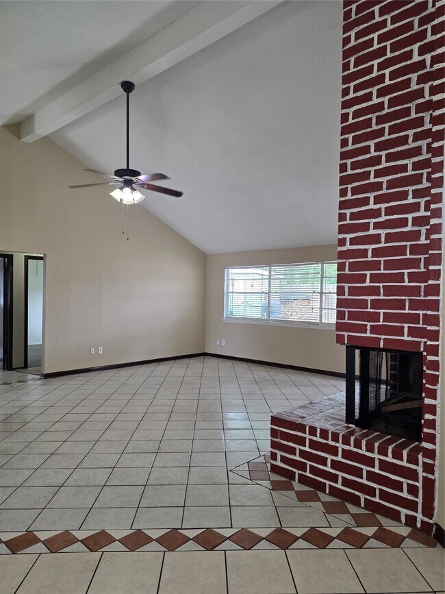 Foto del edificio - 19410 Westhaven Dr