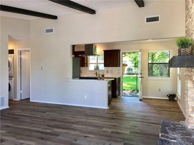 Building Photo - 2108 Conestoga Trail
