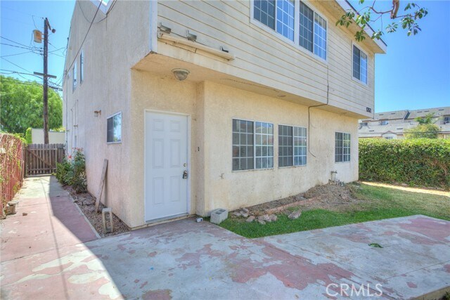 Foto principal - 1352 Euclid Ave