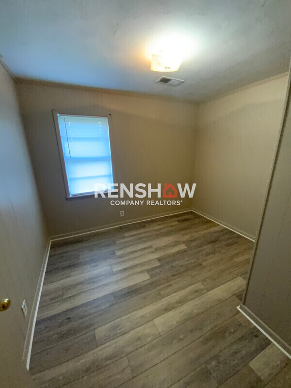 Building Photo - 343 Lockard St