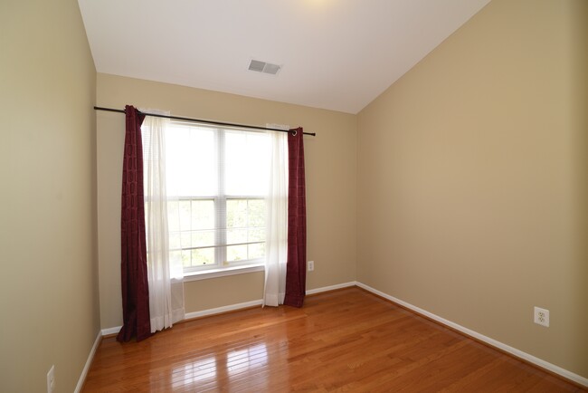 Bedroom2 - 11401 Abner Ave