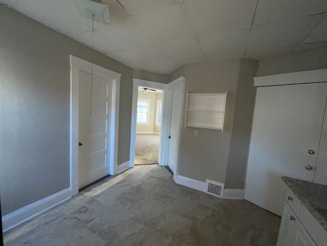 Building Photo - 12705 Thrush St