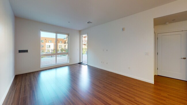 Interior Photo - Verve