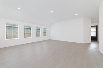 Building Photo - 3056 Harrier Dr