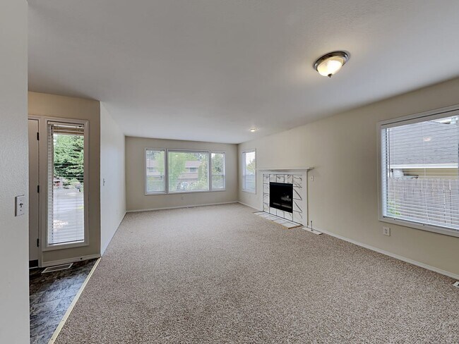 Building Photo - 4031 SW 328th Pl
