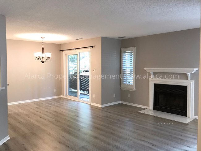 Foto del edificio - 6000 Gray Gate Ln