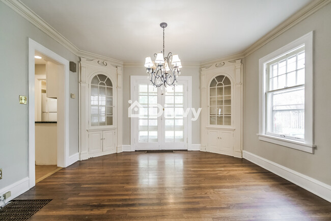 Foto del edificio - 3574 Avalon Rd, Shaker Heights, OH 44120