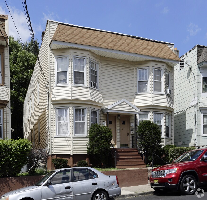 Primary Photo - 77-79 Harrison Ave