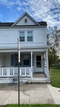 Building Photo - 900 Haws Ave