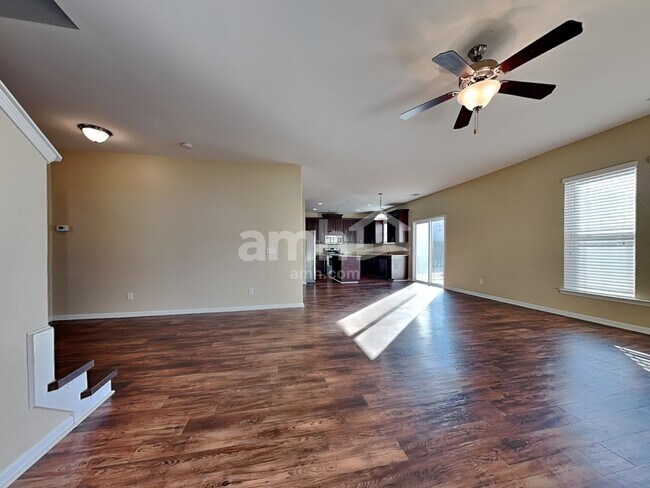 Foto del edificio - 173 Magnolia Dr