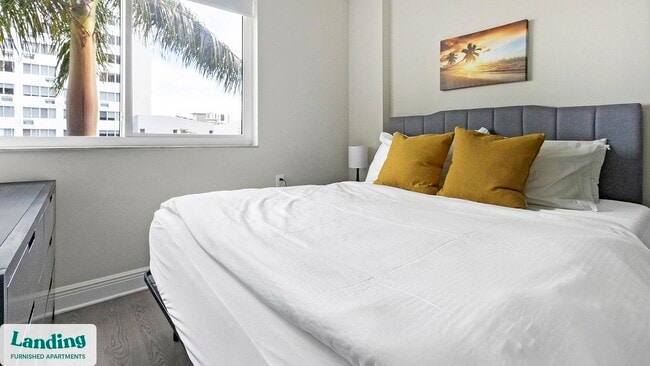 Building Photo - 305 Dr. M.L.K. Jr St S