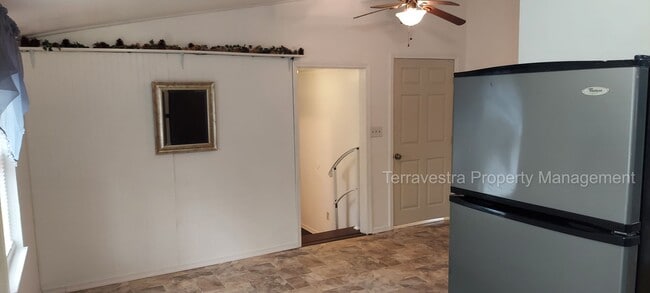 Building Photo - 3 Bed Bungalow in Millville. Eligible for ...