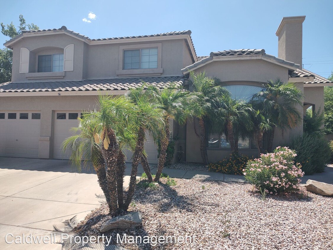 Primary Photo - 5 br, 3 bath House - 4220 S. Kerby Way