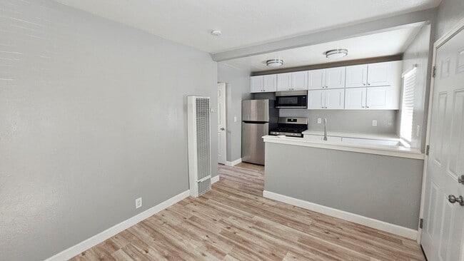Building Photo - 2318 San Juan Ave