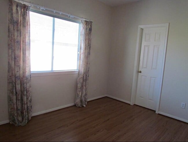 Building Photo - 3907 Hanberry Ln