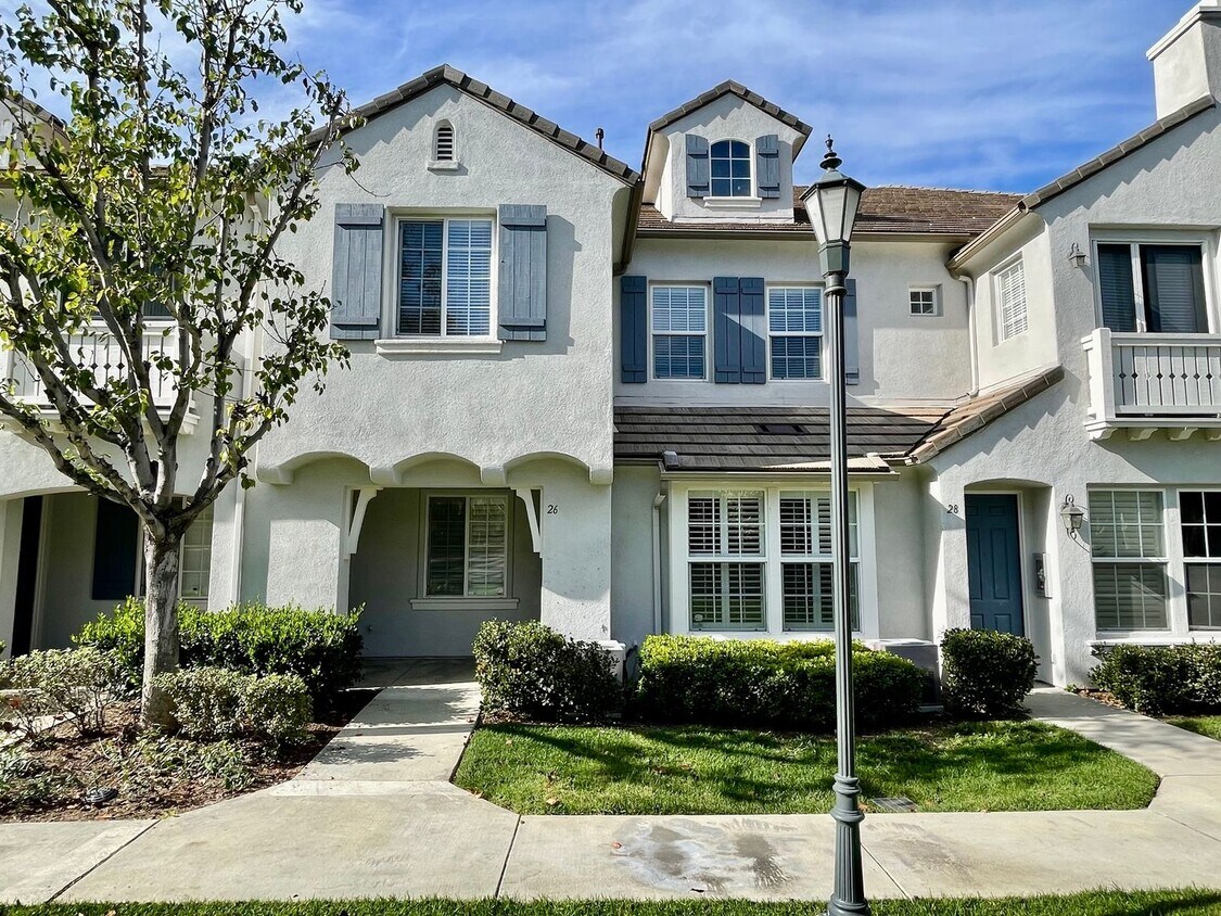 Gorgeous Townhome in Northpark Square - Gorgeous Townhome in Northpark Square