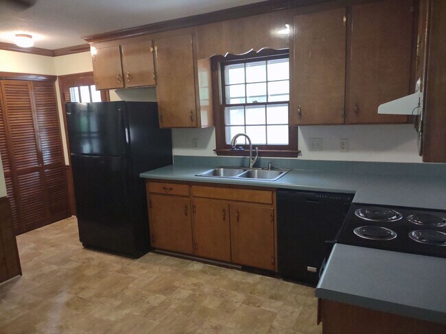 Foto del edificio - Comfort & Convenience: This Beautiful Home...