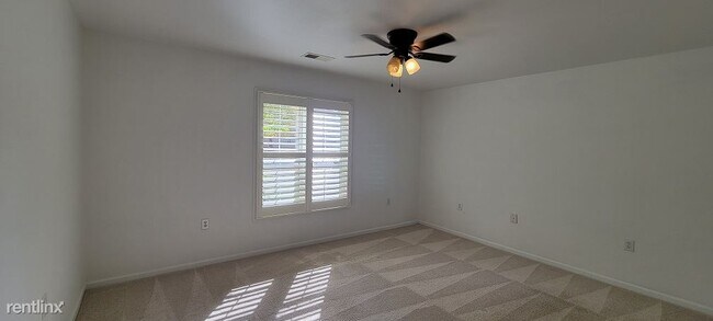 Foto del edificio - 3 br, 2 bath House - Avera Place Condominiums