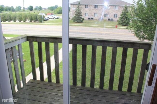 Building Photo - 2 br, 2 bath Apartment - 871 Regent Dr