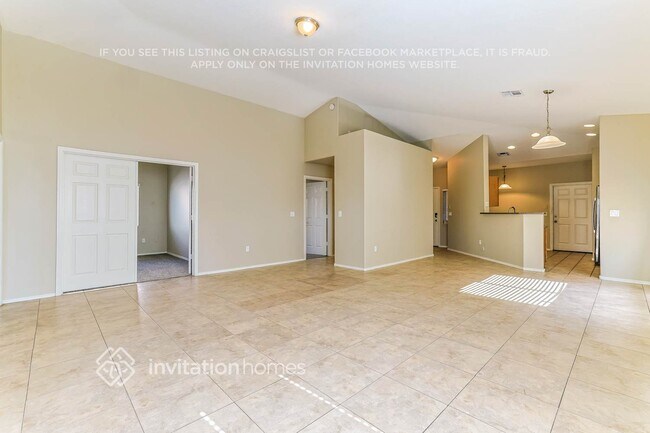 Building Photo - 2605 E Jessica Ln