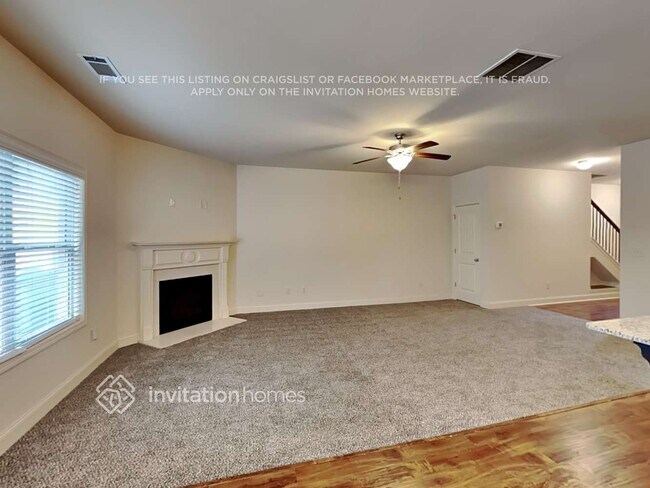 Foto del edificio - 227 Green Bridge Ct SE