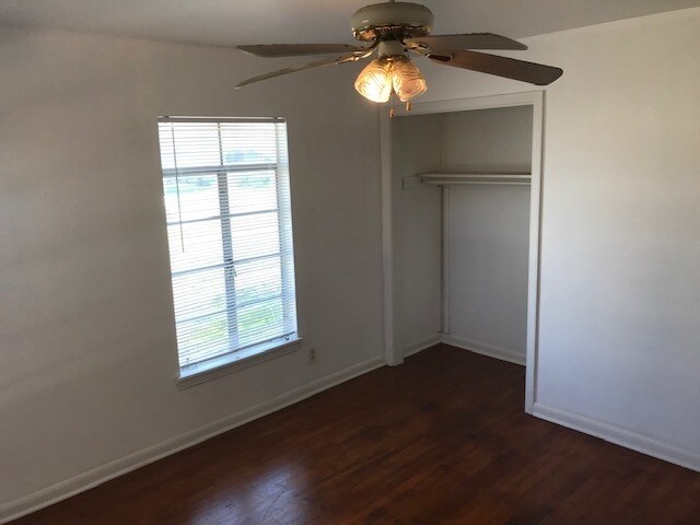 Building Photo - Close to Woodlawn Lake - Cute Home